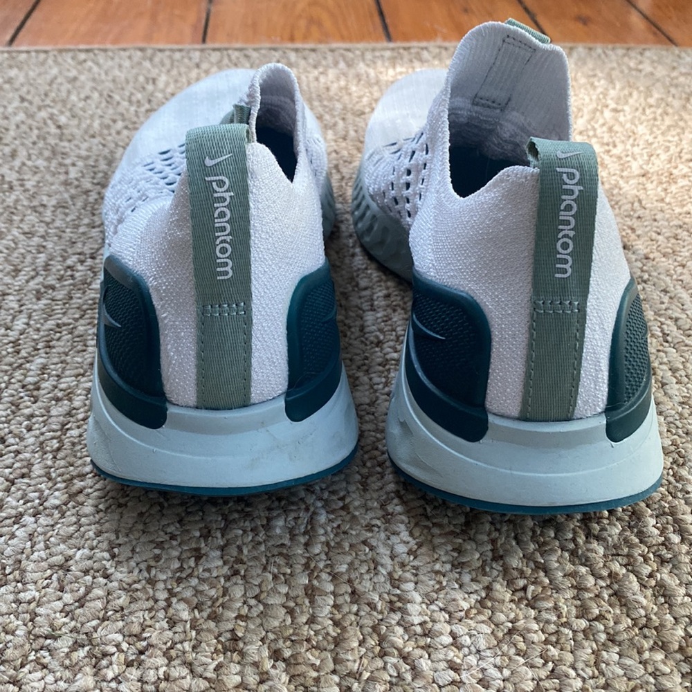 nike phantom running